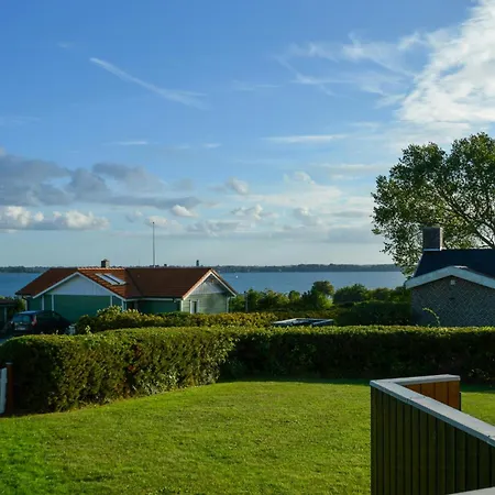 Summer House With Sea View At Gronsund Bogø By